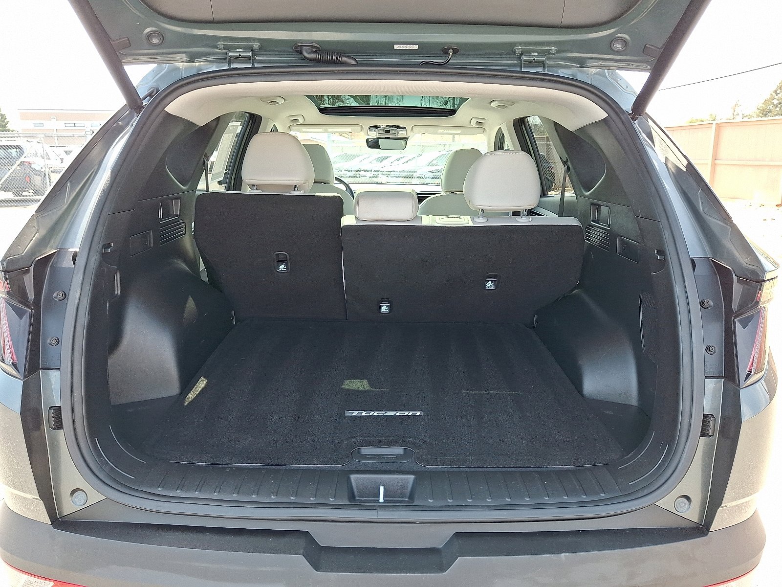 Used 2022 Hyundai Tucson Limited AWD/4WD image 30