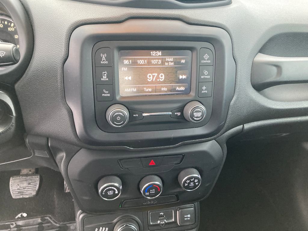 Used 2019 Jeep Renegade Sport image 22