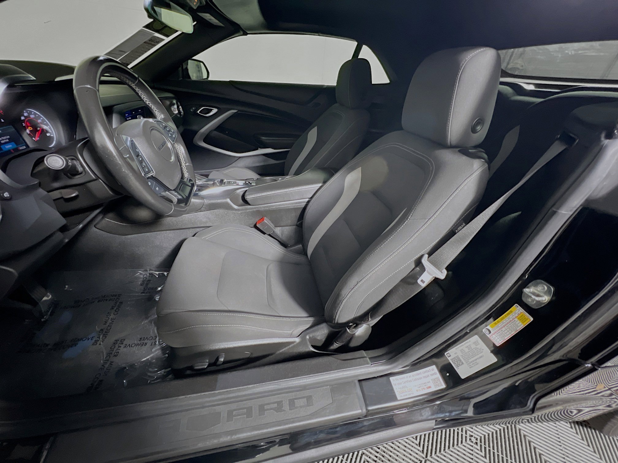 Used 2023 Chevrolet Camaro LT RWD image 15