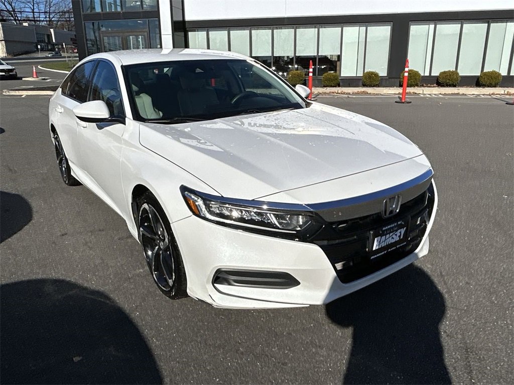 Used 2018 Honda Accord LX image 2