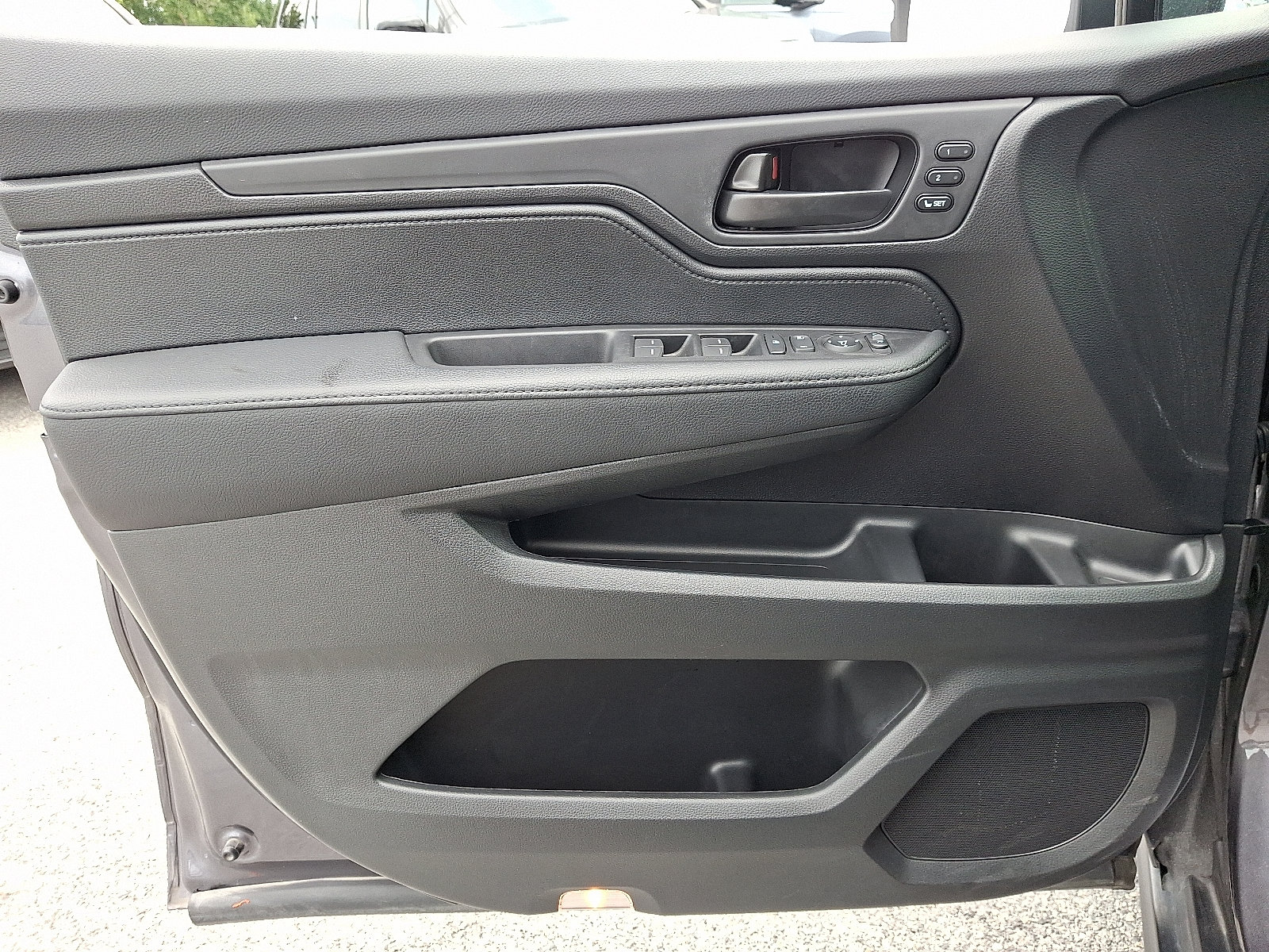 Used 2026 Honda Odyssey EX-L image 12