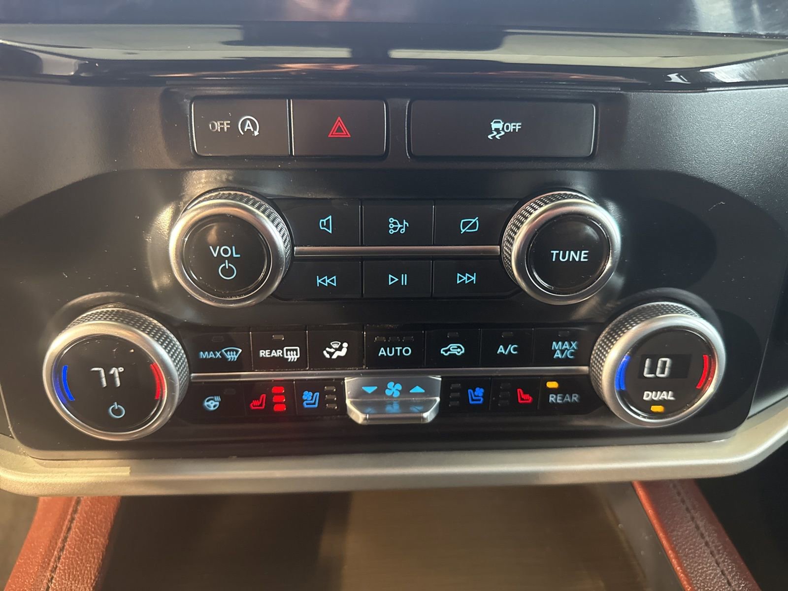 Used 2024 Ford Expedition Max Limited image 36