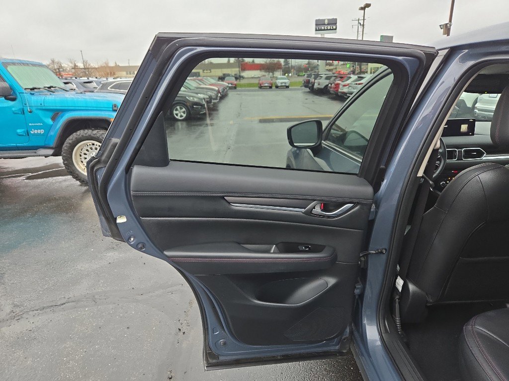 Used 2024 MAZDA CX-5 Carbon Edition image 23