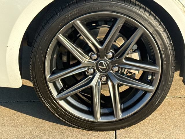 Used 2014 Lexus IS 250 w/ F-Sport Package RWD image 9
