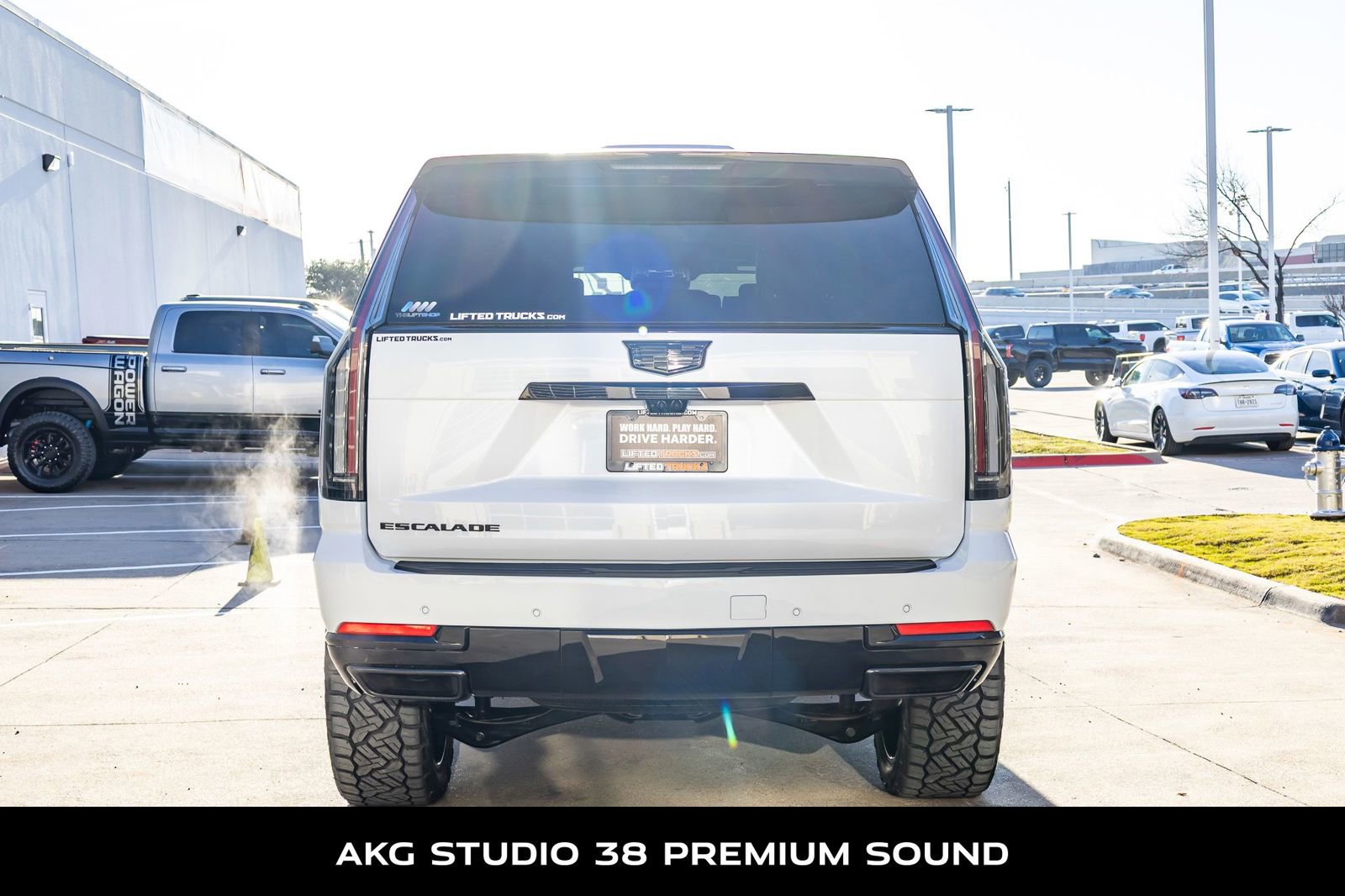 Used 2026 Cadillac Escalade Platinum Sport w/ LPO, Floor Liner Package image 8