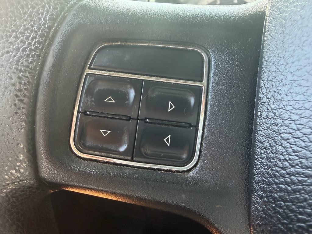 Used 2016 RAM 2500 Tradesman w/ Chrome Appearance Group AWD/4WD image 22