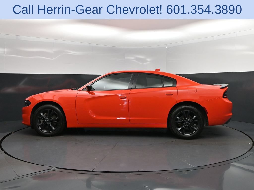 Used 2022 Dodge Charger SXT w/ Blacktop Package AWD/4WD image 4
