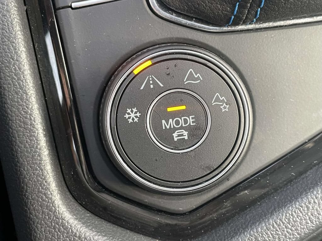 Certified 2024 Volkswagen Taos SE AWD/4WD image 30