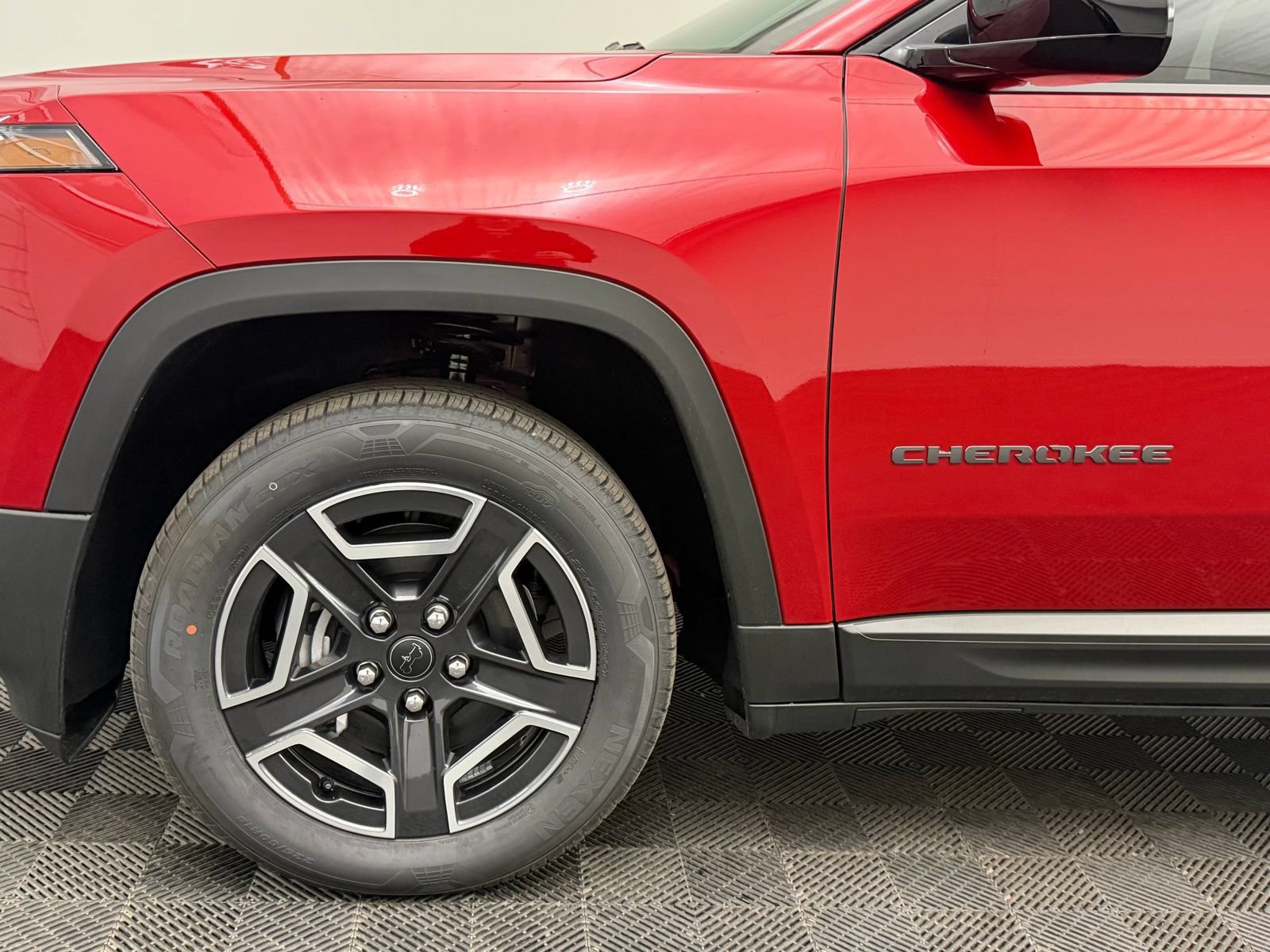 New 2026 Jeep Cherokee Laredo AWD/4WD image 11