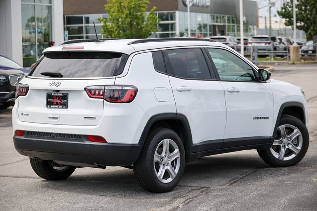 Used 2023 Jeep Compass Latitude w/ Convenience Group AWD/4WD image 24