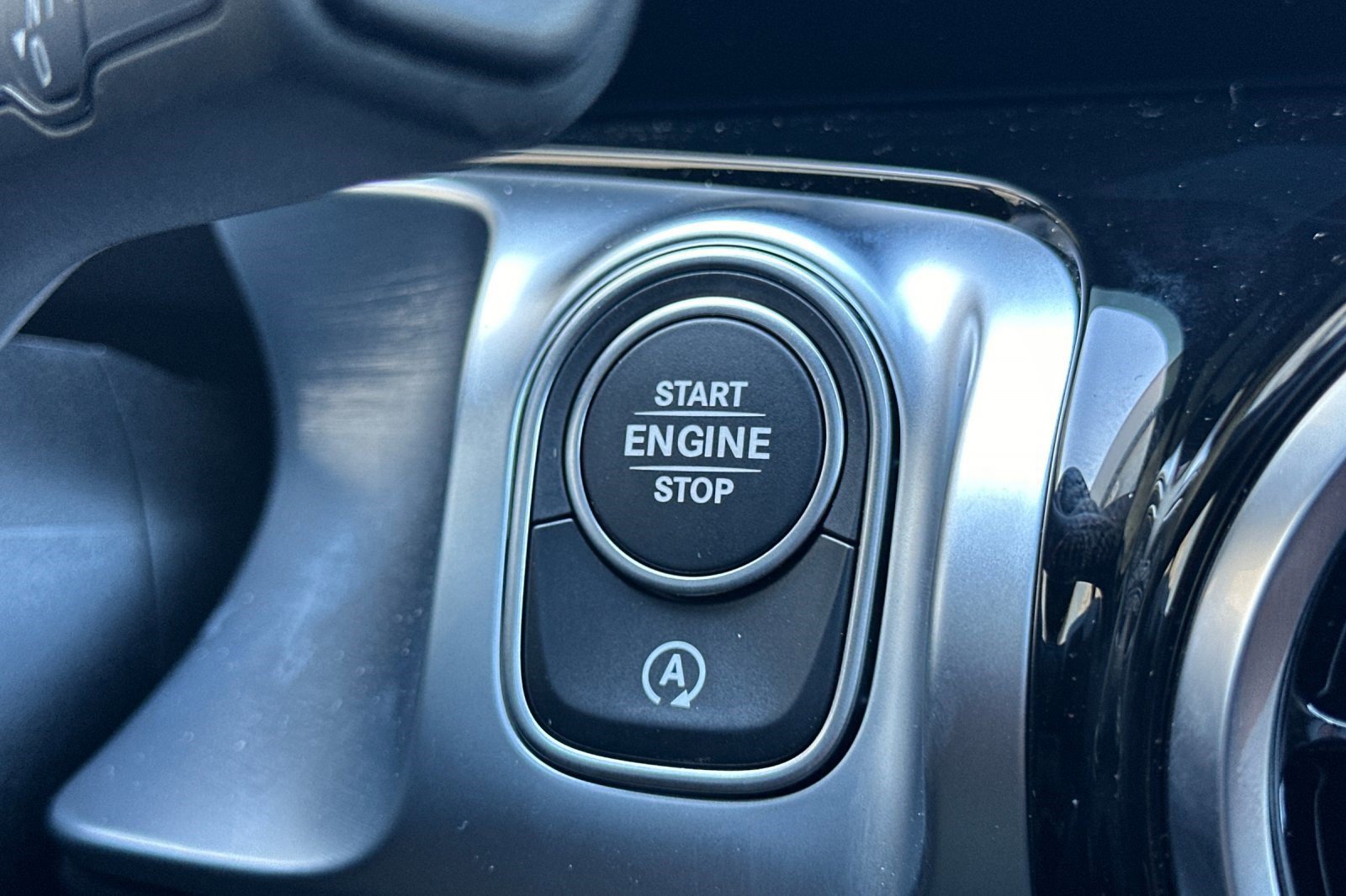 New 2026 Mercedes-Benz GLB 250 image 27