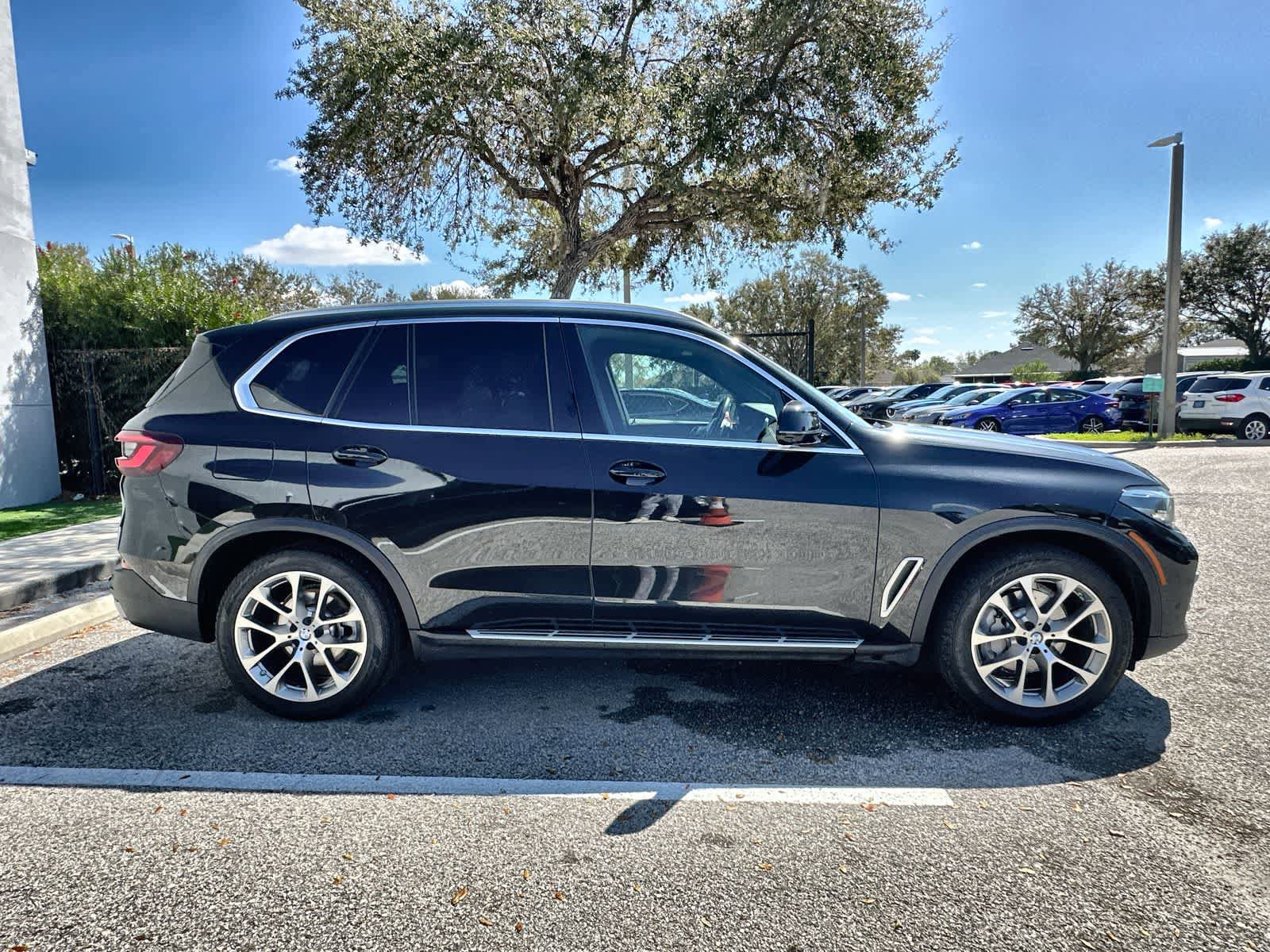 Used 2023 BMW X5 xDrive40i w/ Premium Package AWD/4WD image 10