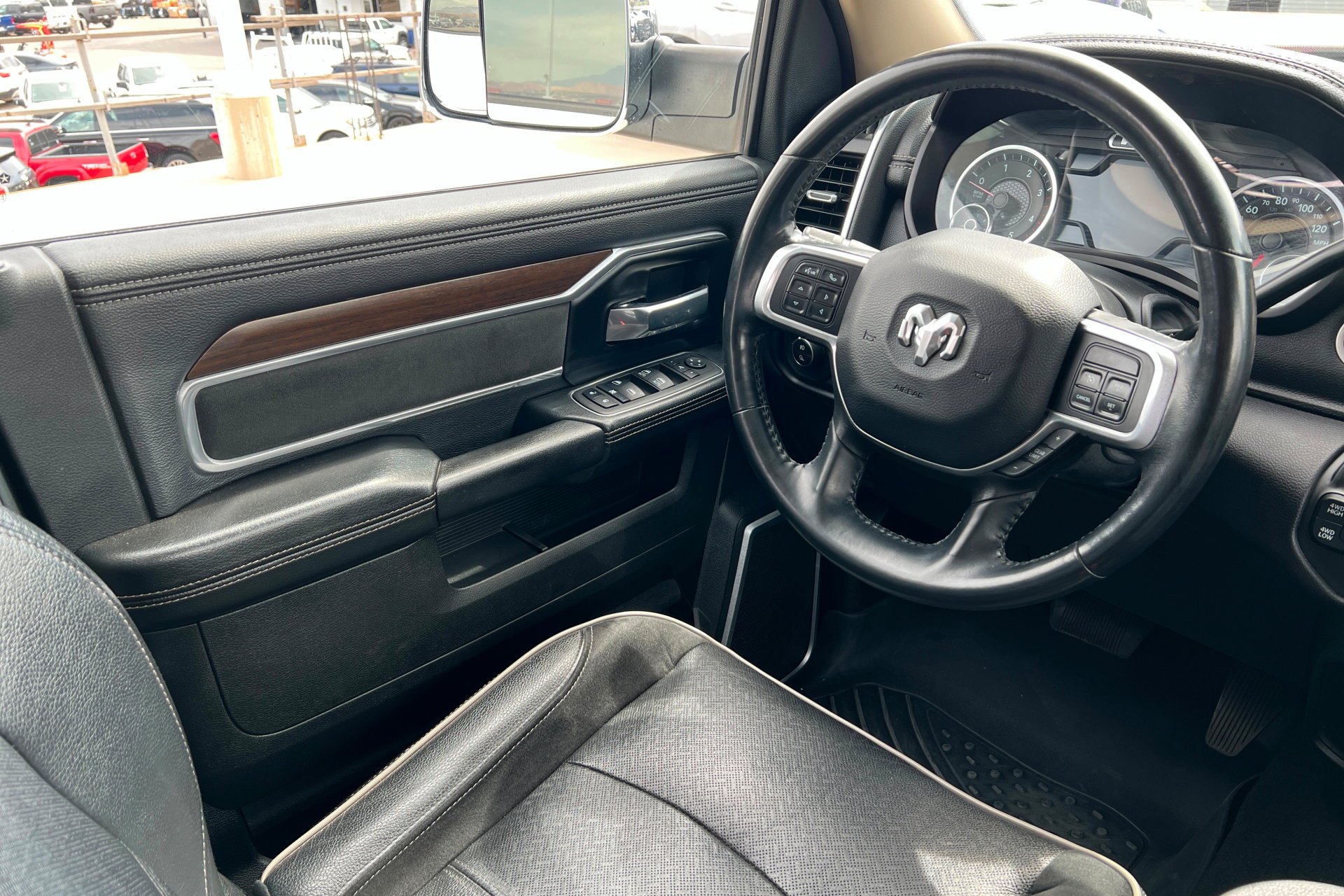 Used 2022 RAM 2500 Laramie image 11