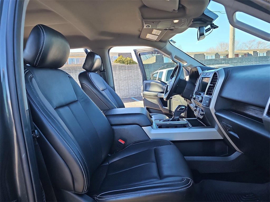 Used 2019 Ford F150 Lariat image 10