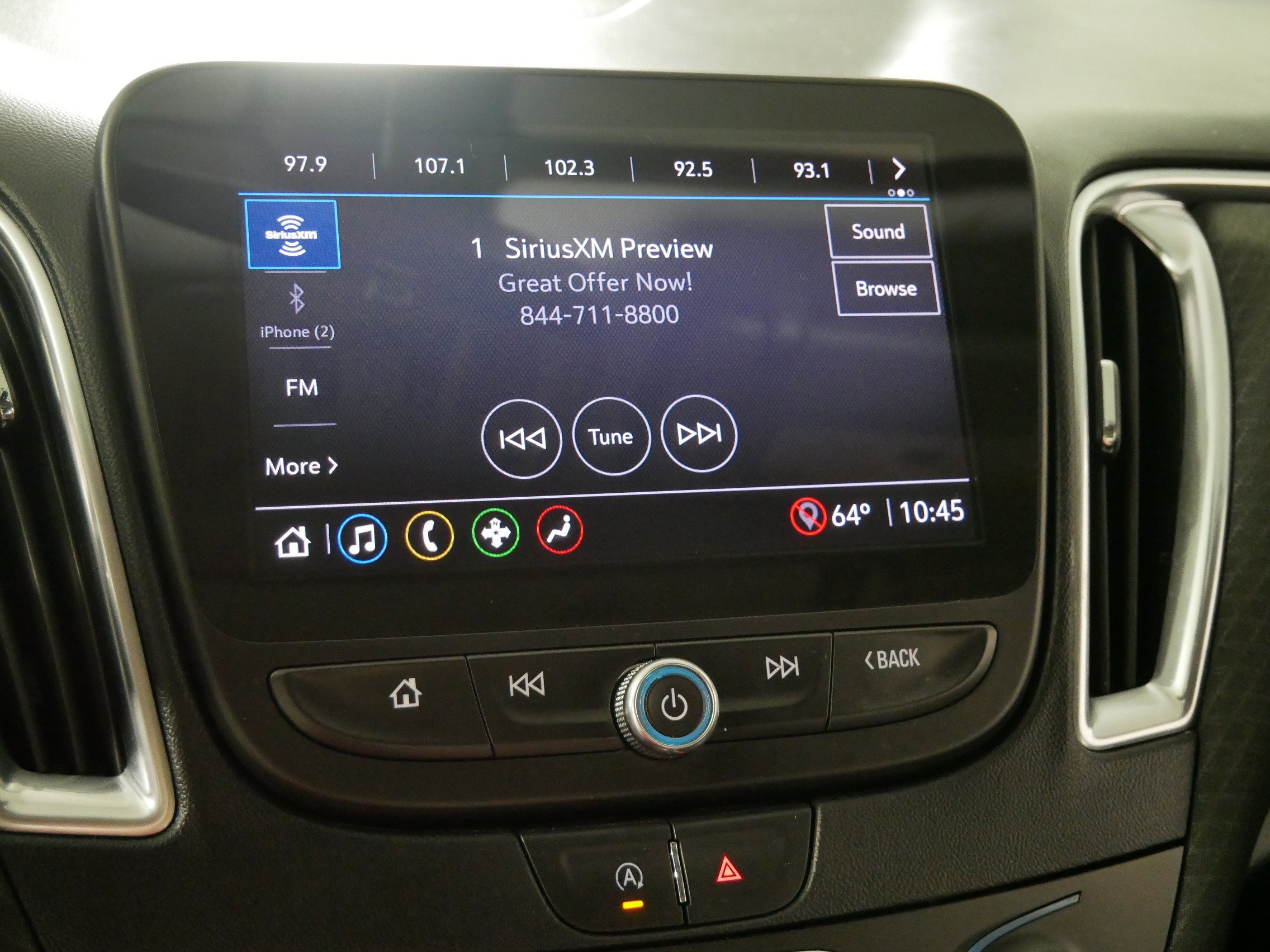 Used 2021 Chevrolet Malibu LT FWD image 22