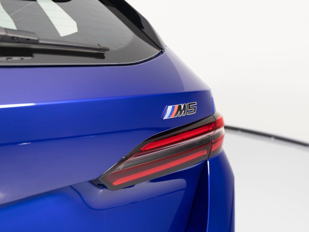 Used 2025 BMW M5 Touring AWD/4WD image 41