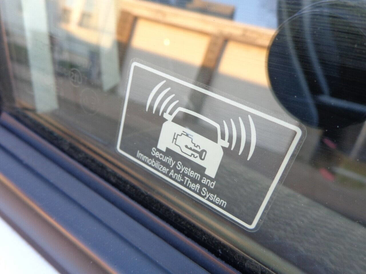 Used 2012 Honda Fit Sport image 37