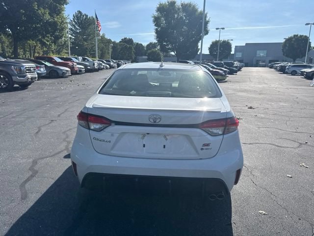 Used 2026 Toyota Corolla SE FWD image 5