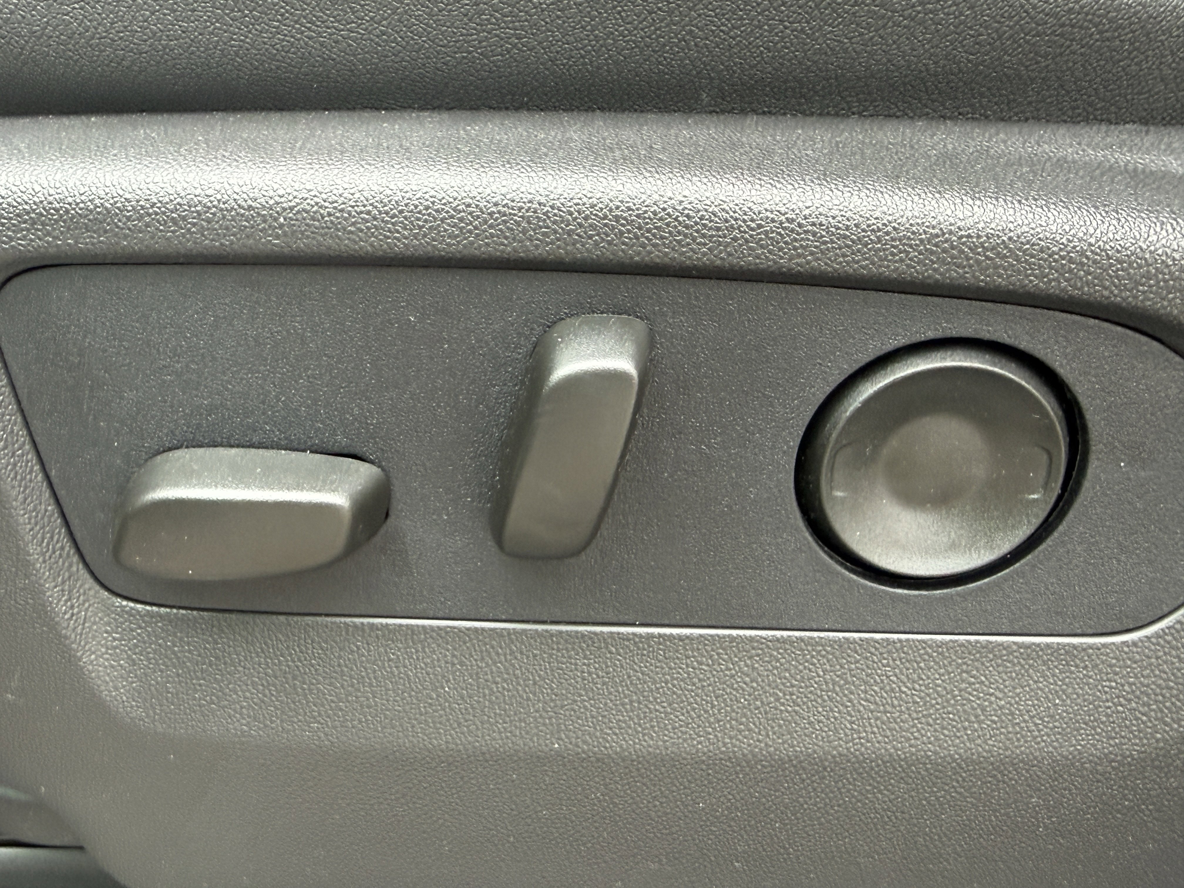 New 2026 GMC Sierra 1500 AT4 w/ AT4 Premium Package image 15