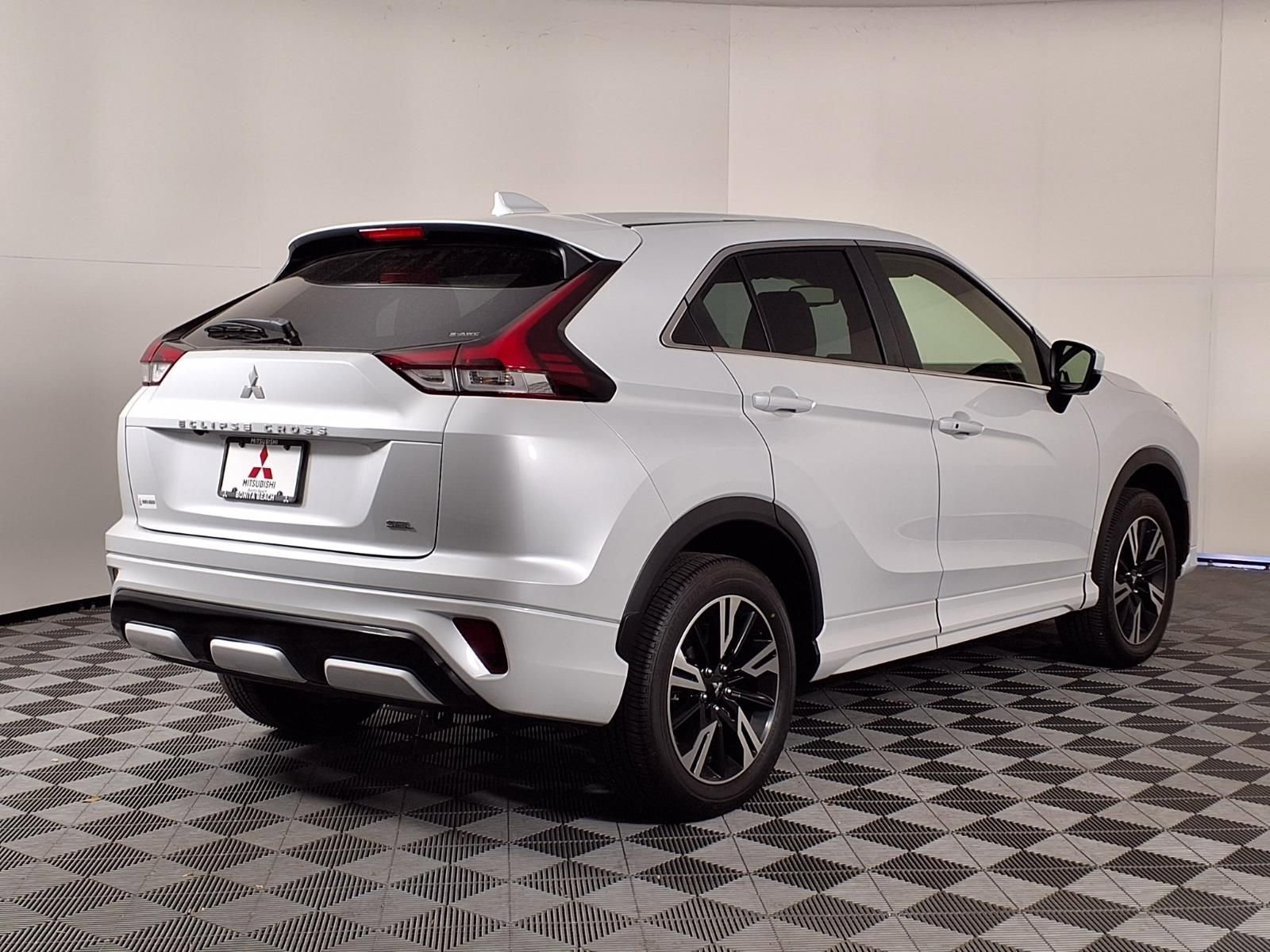 Used 2024 Mitsubishi Eclipse Cross SEL image 29