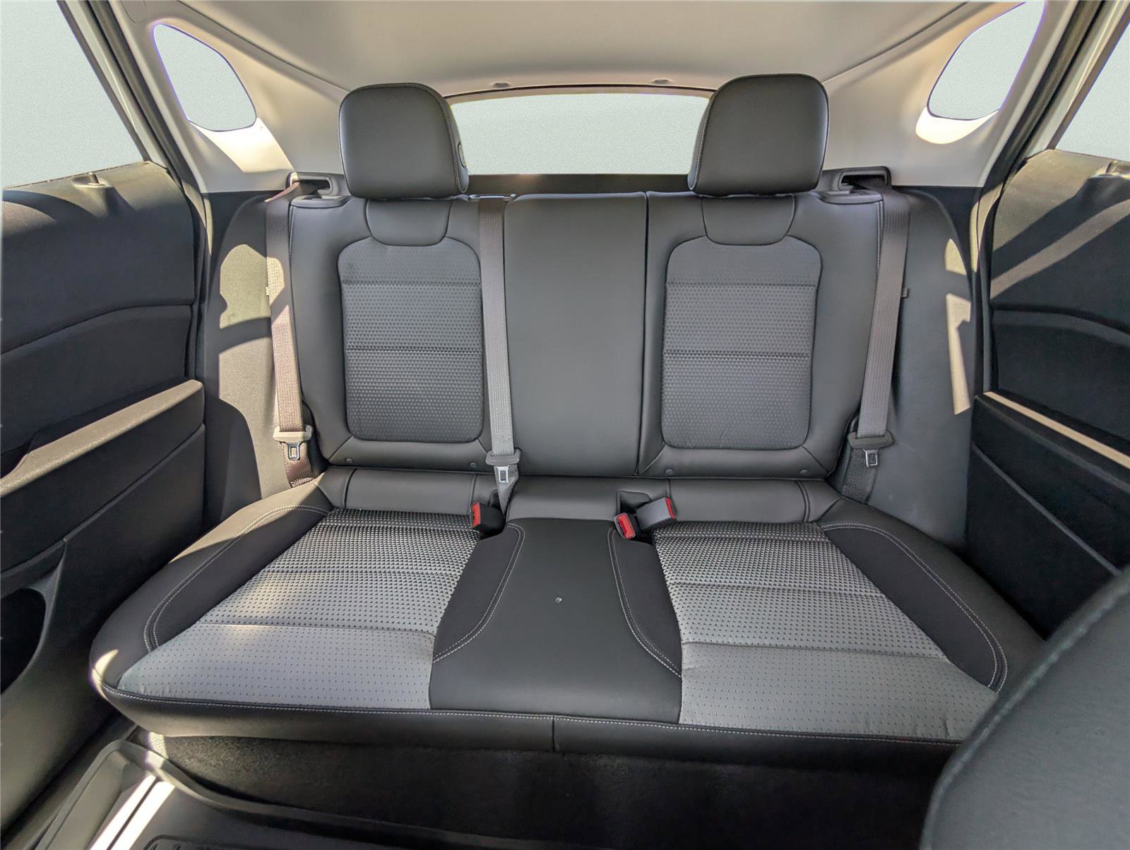 New 2026 Chevrolet Trax LT w/ LT Convenience Package image 33