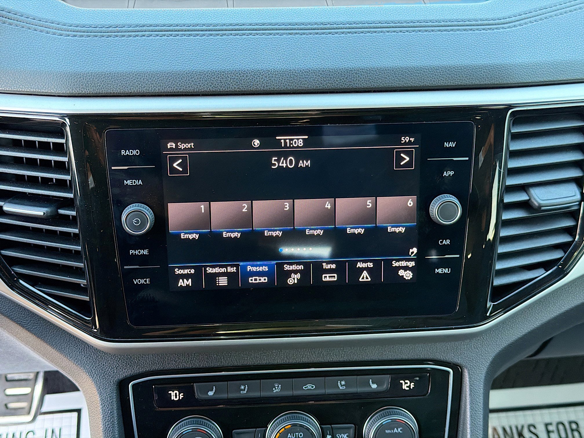 Used 2023 Volkswagen Atlas Cross Sport SEL Premium R-Line image 31