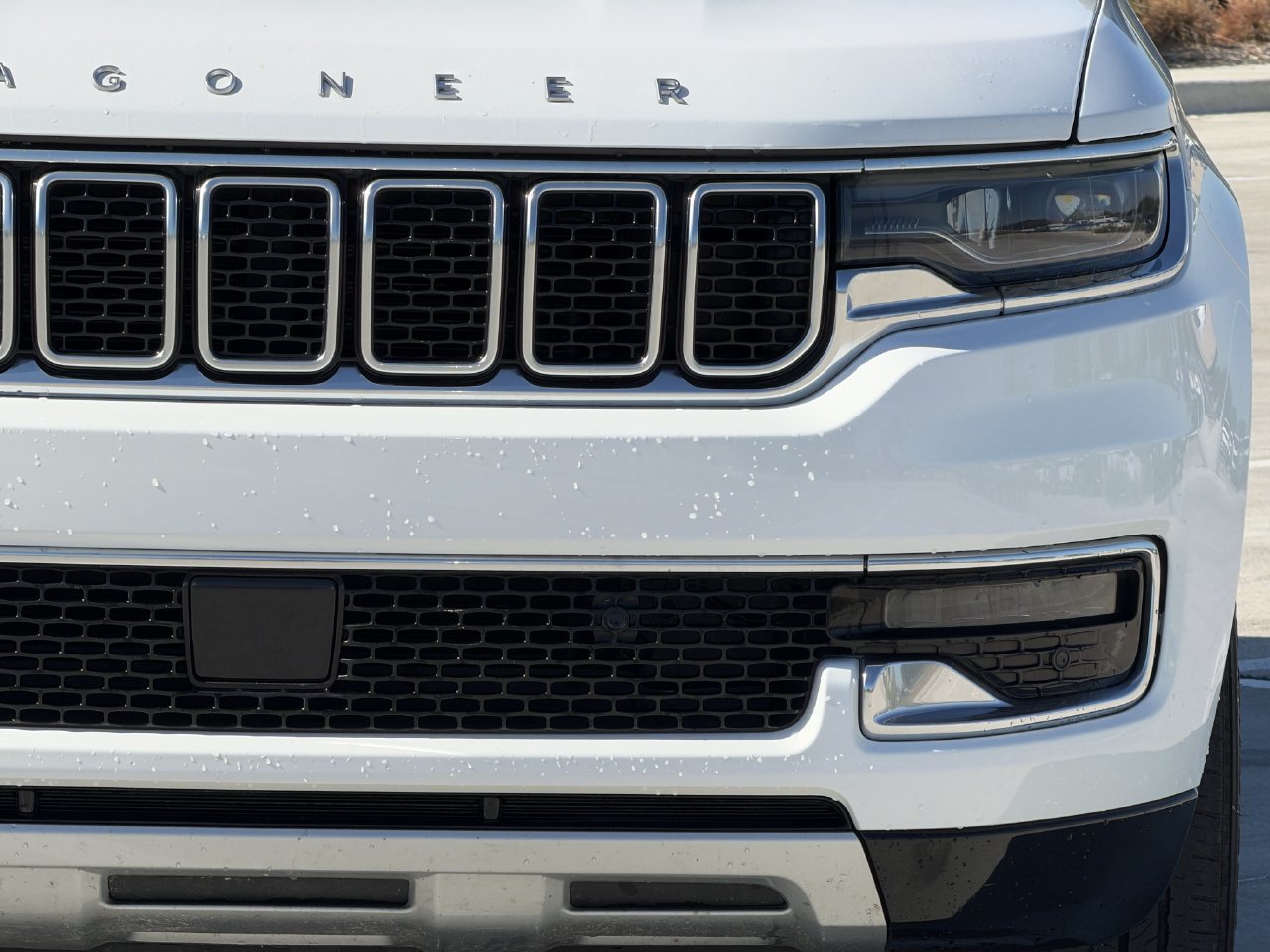Used 2024 Jeep Wagoneer L Series II AWD/4WD image 8