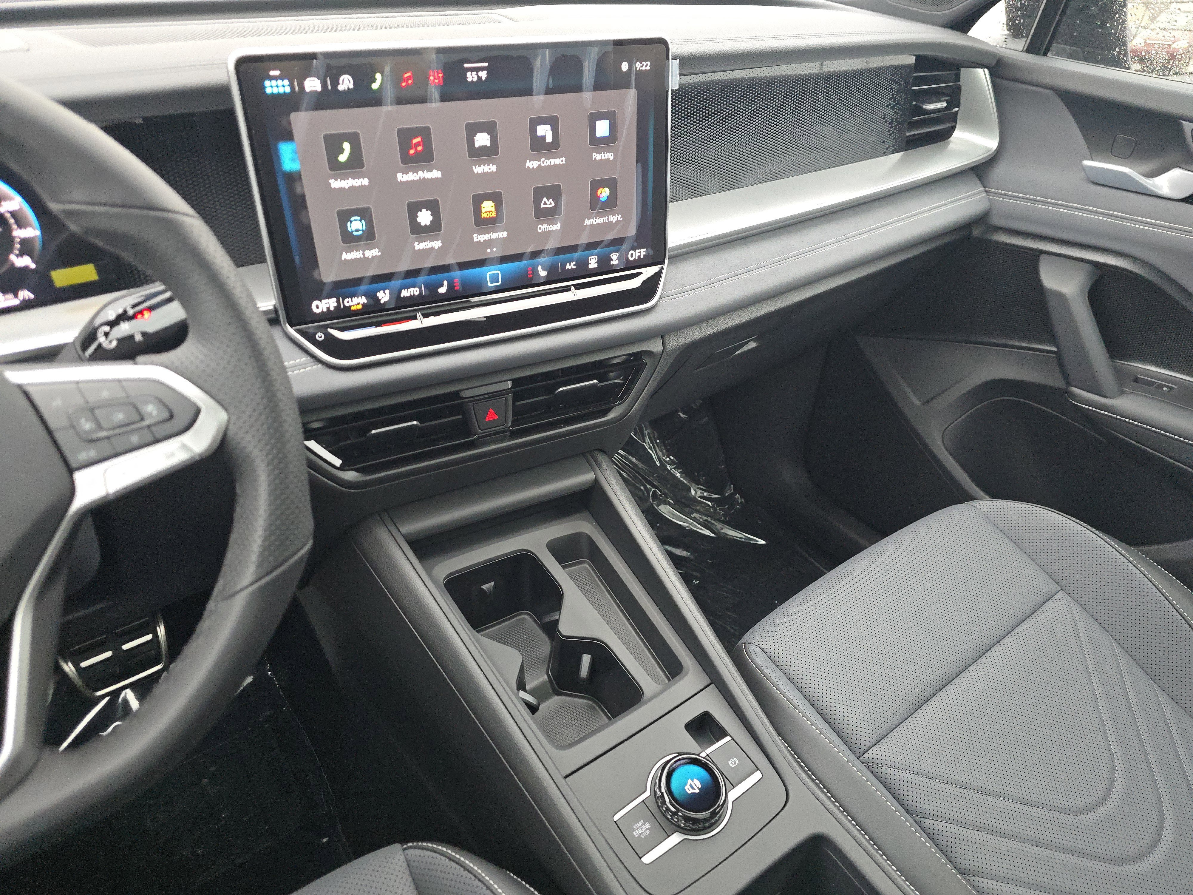 New 2026 Volkswagen Tiguan SE R-Line image 22