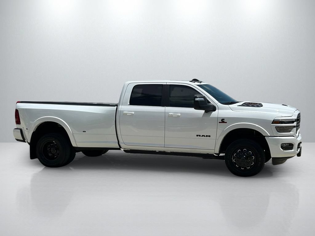 Used 2025 RAM 3500 Limited AWD/4WD image 4