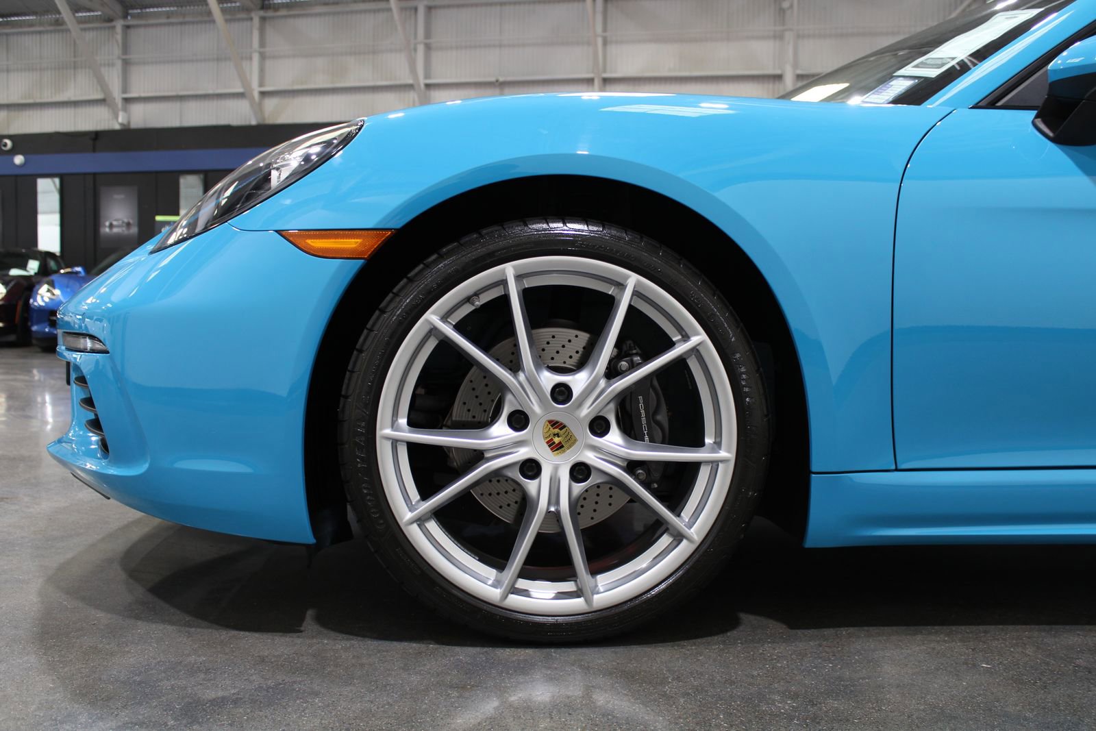 Used 2018 Porsche 718 Cayman image 9