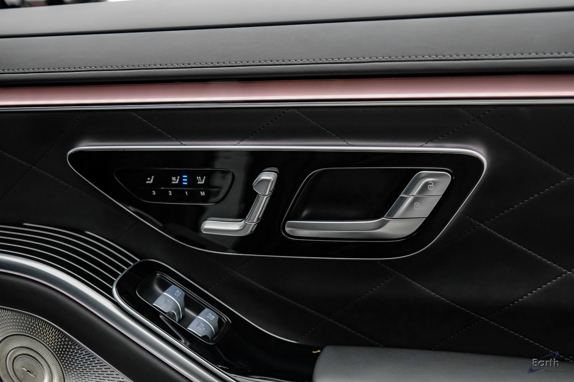 Used 2024 Mercedes-Benz S 580 4MATIC Sedan w/ AMG Line image 89