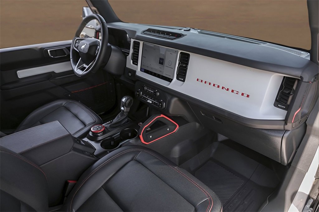Used 2025 Ford Bronco Stroppe Edition image 26