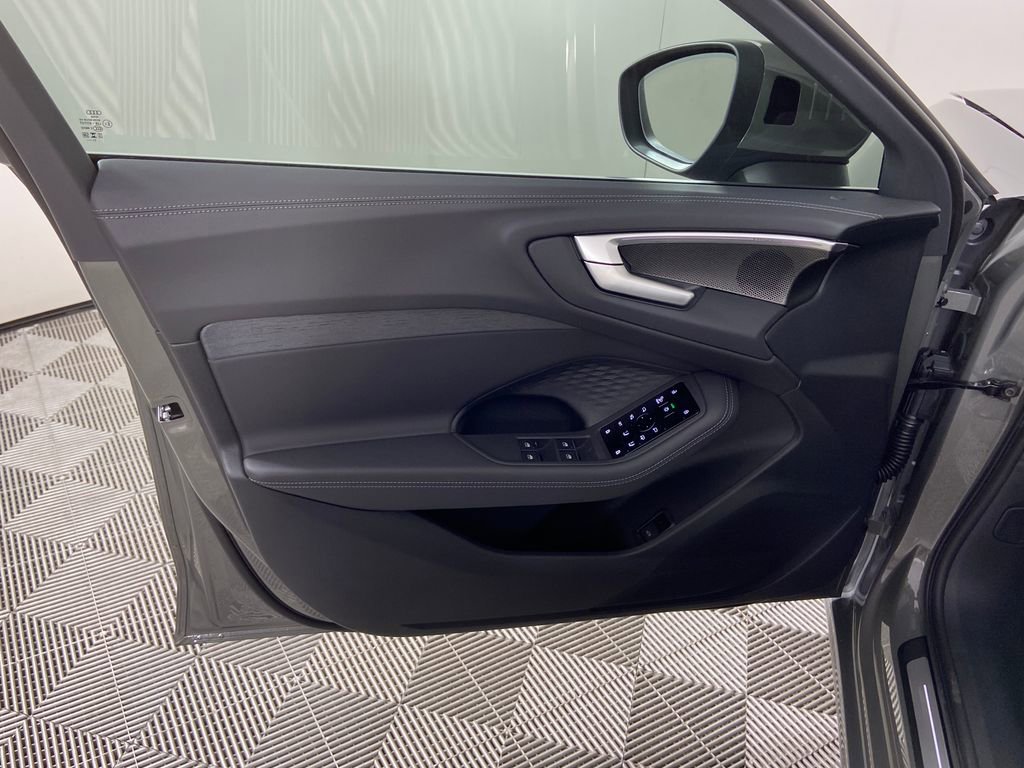 Used 2025 Audi A5 2.0T Premium Plus w/ Premium Plus image 27