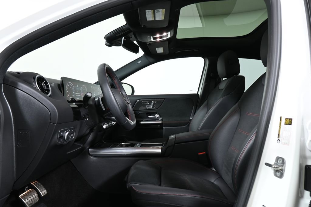 Certified 2026 Mercedes-Benz GLA 250 4MATIC image 3