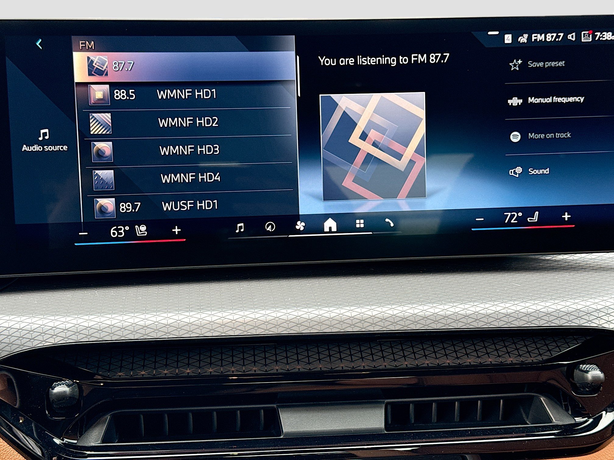 New 2026 BMW 330i Sedan w/ Premium Package RWD image 32