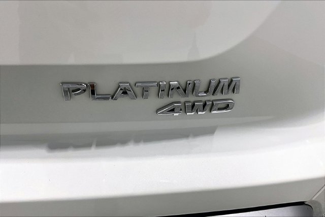 Used 2023 Nissan Pathfinder Platinum AWD/4WD image 30