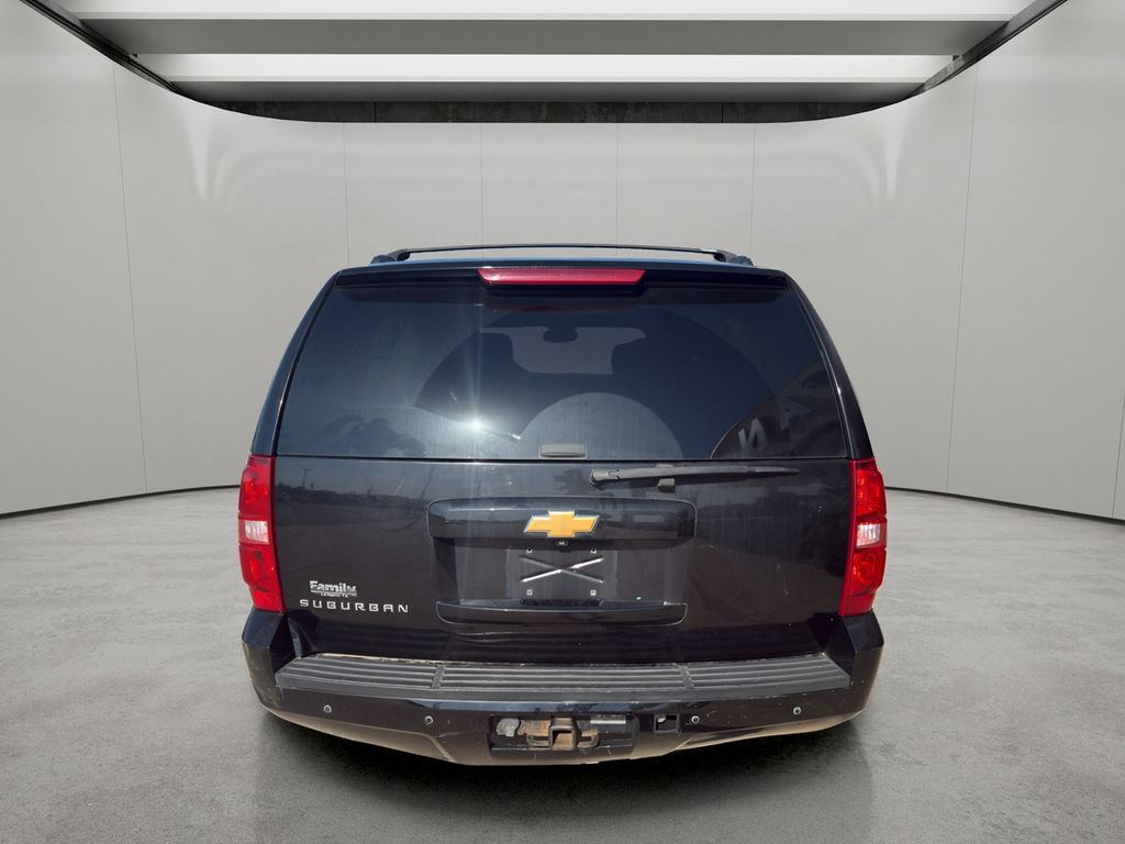 Used 2013 Chevrolet Suburban LS w/ Texas Edition RWD image 4