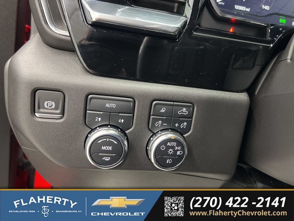 Used 2025 GMC Sierra 1500 Elevation w/ Preferred Package AWD/4WD image 24