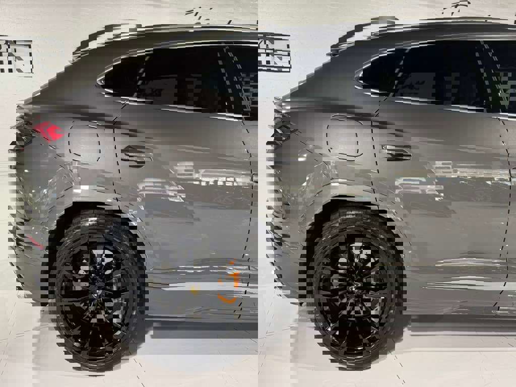 Used 2021 Lamborghini Urus image 51