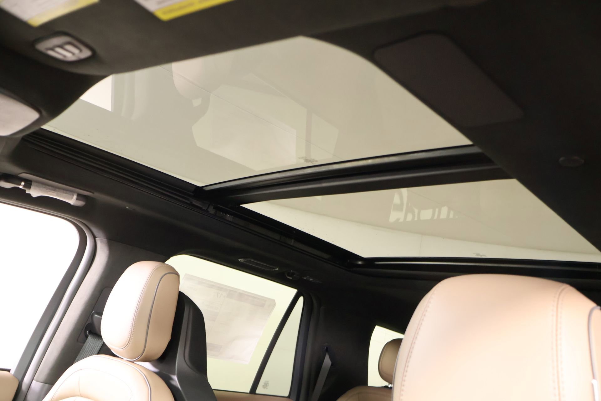 New 2026 Lincoln Navigator Black Label AWD/4WD image 16