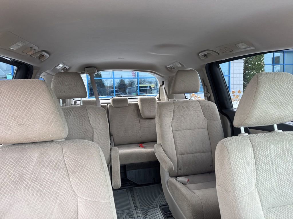 Used 2015 Honda Odyssey LX image 40