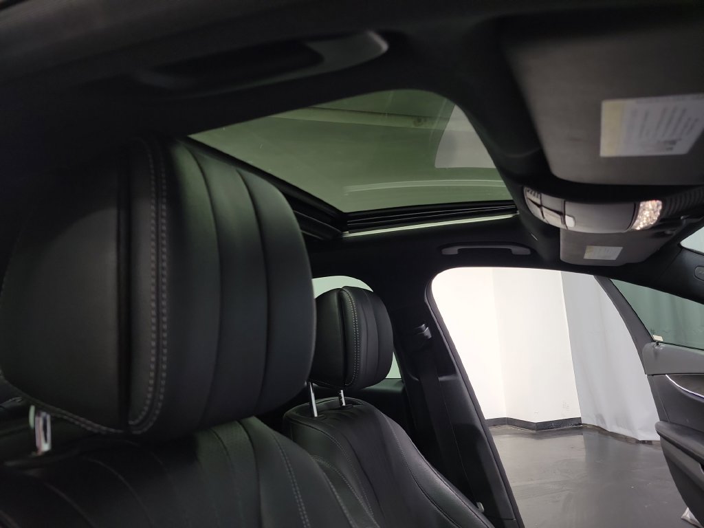Used 2017 Mercedes-Benz E 300 image 36