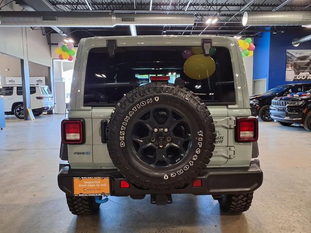 Used 2023 Jeep Wrangler Unlimited w/ Sun & Screen Package AWD/4WD image 8