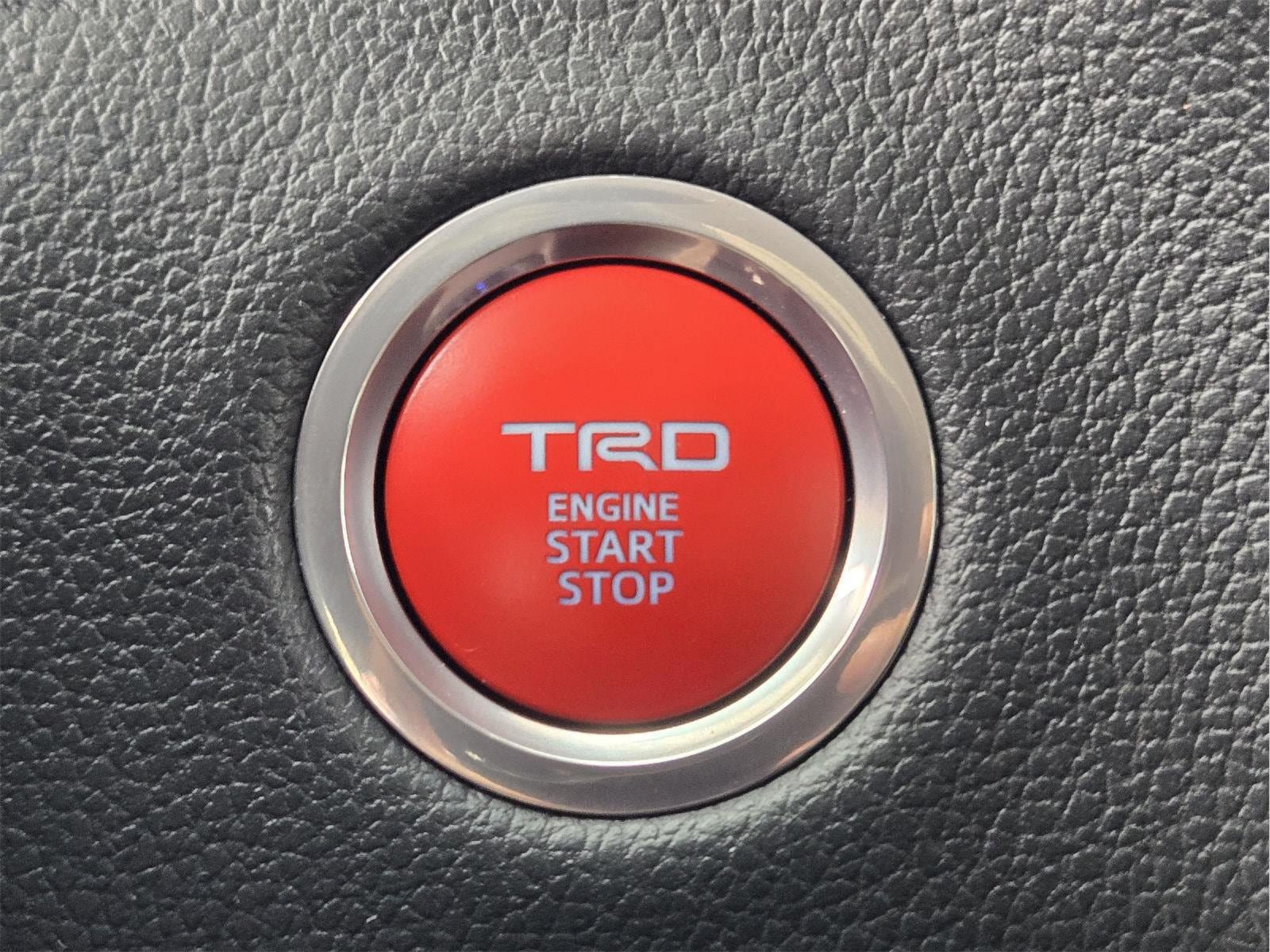 Used 2024 Toyota Tundra Limited w/ TRD Off-Road Package AWD/4WD image 19