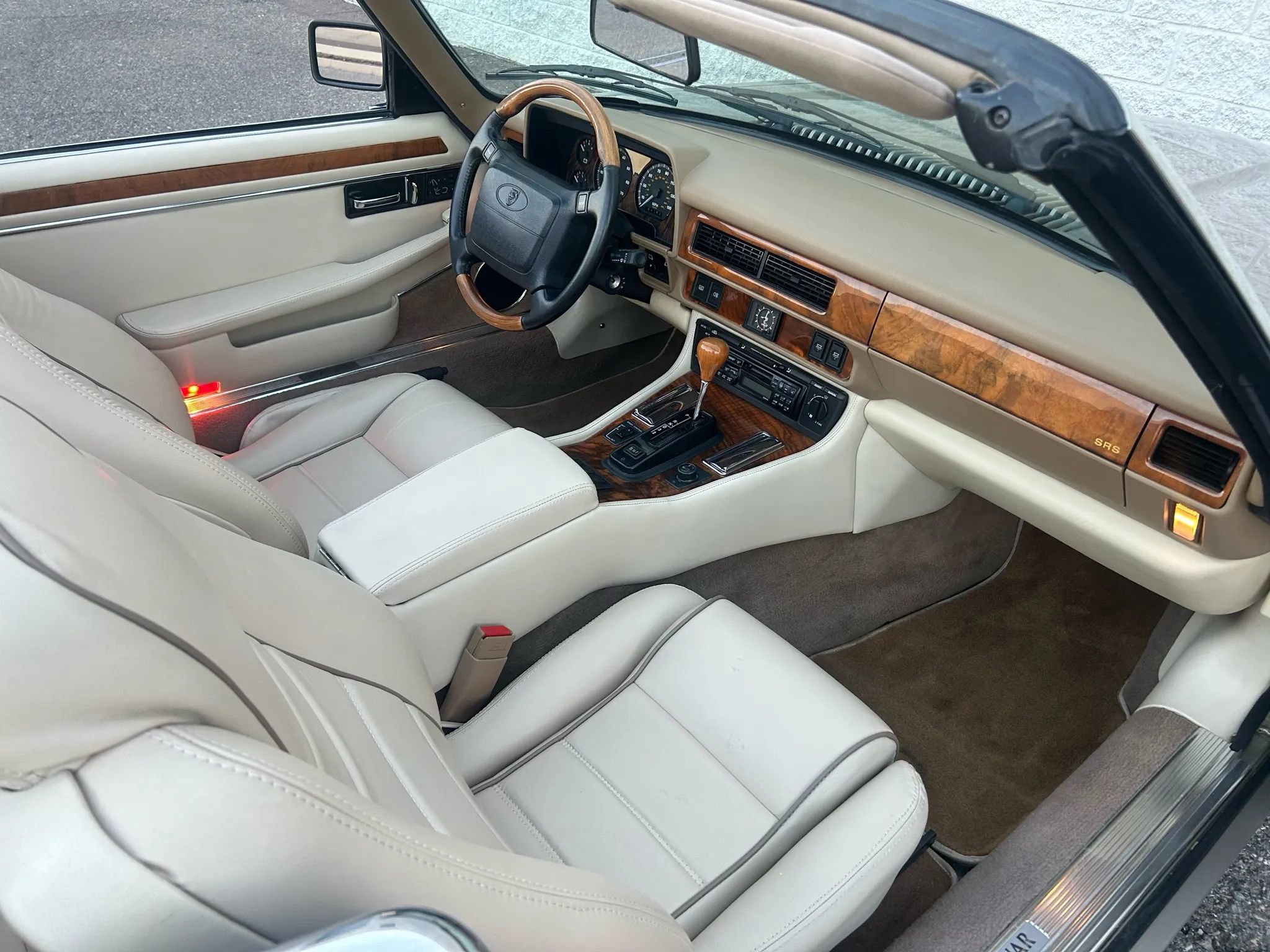 Used 1996 Jaguar XJS 4.0 Convertible image 15