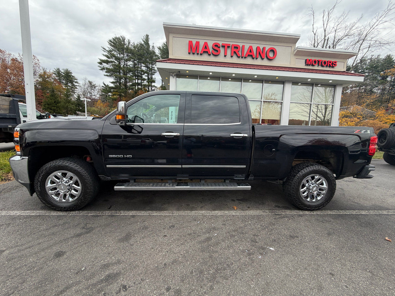 Used 2019 Chevrolet Silverado 3500 LTZ w/ Duramax Plus Package image 12