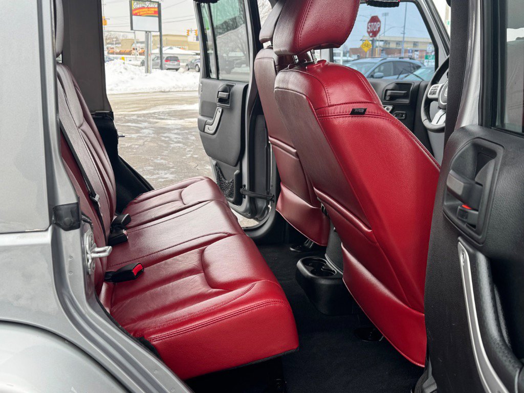 Used 2013 Jeep Wrangler Rubicon image 20