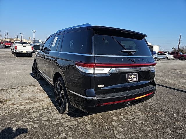 Used 2022 Lincoln Navigator Reserve image 13
