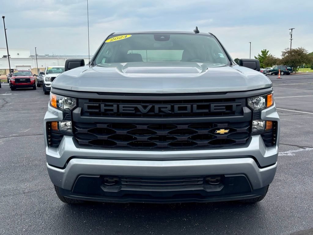 Used 2024 Chevrolet Silverado 1500 Custom AWD/4WD image 10
