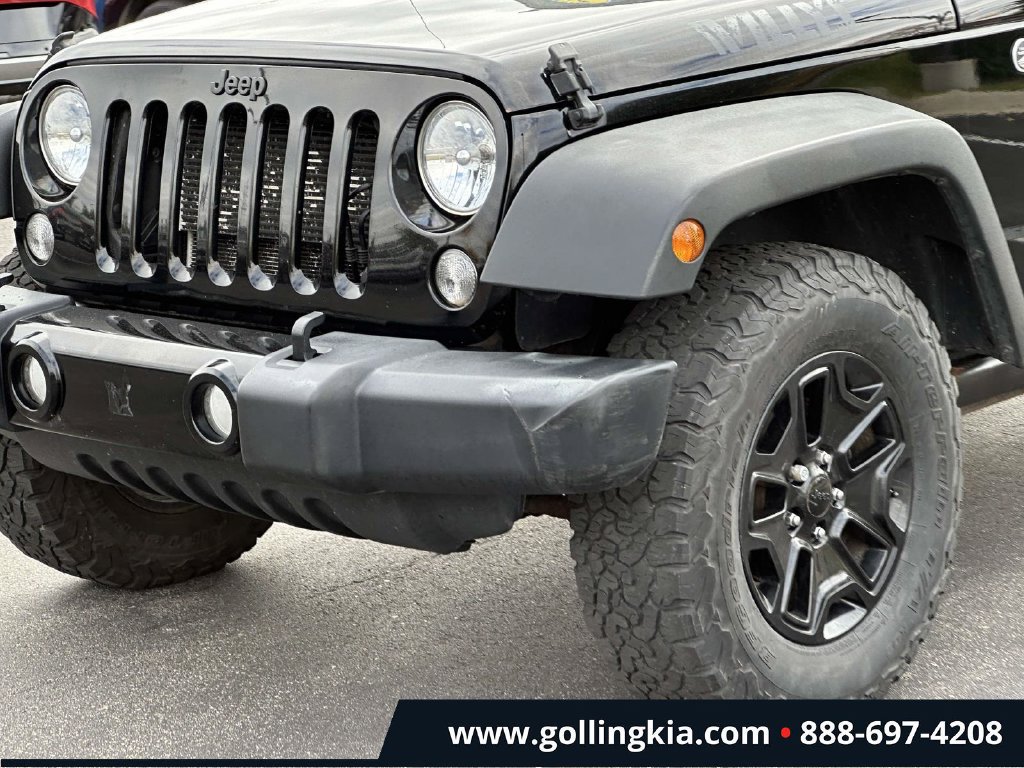 Used 2015 Jeep Wrangler Sport AWD/4WD image 6